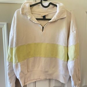 🦋Universal Thread Quarter Zip